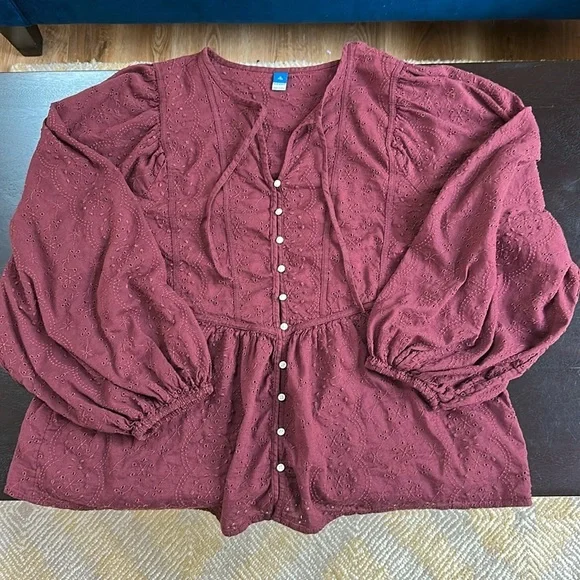 Bohemian eyelet peasant poet Blouse - Picture 3 of 10